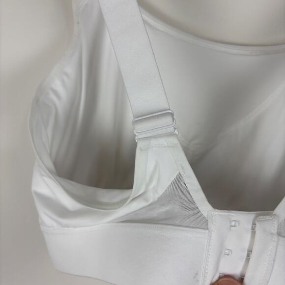Athleta Invincible Sports Bra Bright White 36DD style 820325 (2024) athletic - Picture 9 of 12